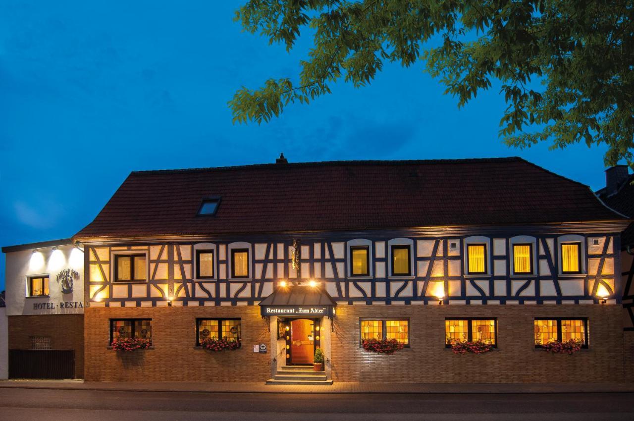 Hotel Zum Adler Nidderau Exteriör bild
